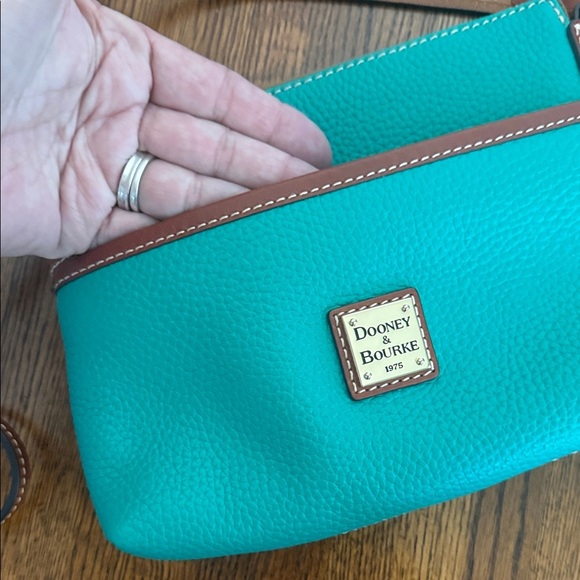 Dooney & Bourke Green Leather Crossbody Bag - Picture 3 of 10